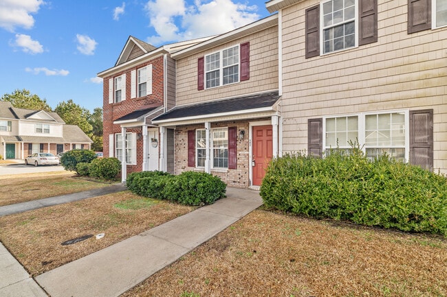 Photo - 403 Springwood Dr