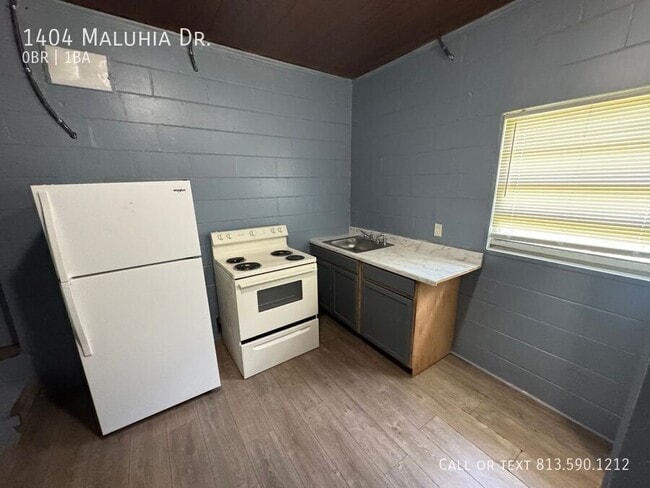 Photo - 1404 Maluhia Dr