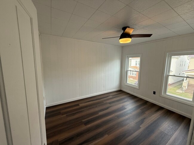 Photo - 2408 7th Ave