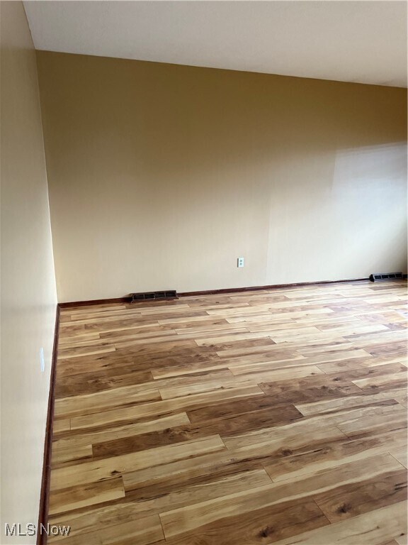 Photo - 15809 Montrose Ave