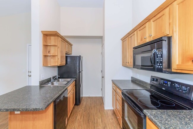 Sandstone Heights Apartments Studio Kitchen
