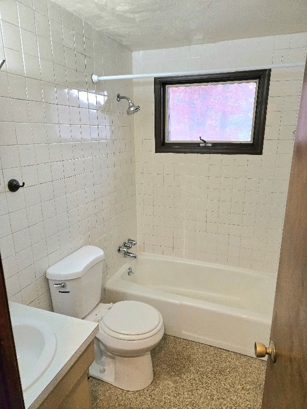 Photo - 8260 Southern Blvd