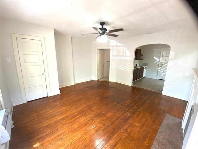 Photo - 1300 E Cesar Chavez St Unidad 4