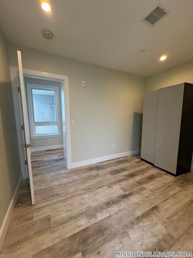 Photo - 1457 Tremont St Unit 308