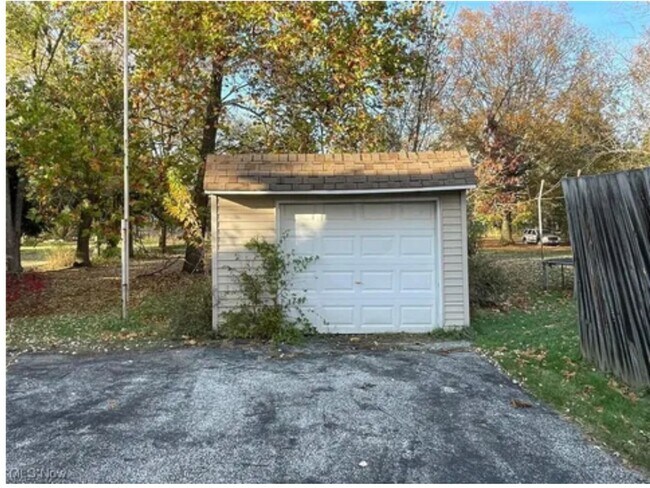 Photo - GARFIELD HTS 4 BEDROOM 1 BATH