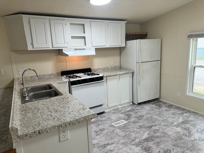 Photo - 3666 Glenda St