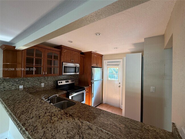 Photo - 3745 NE 171 St Unit 40