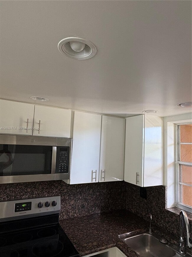 Photo - 3001 W Rolling Hills Cir Unit 305