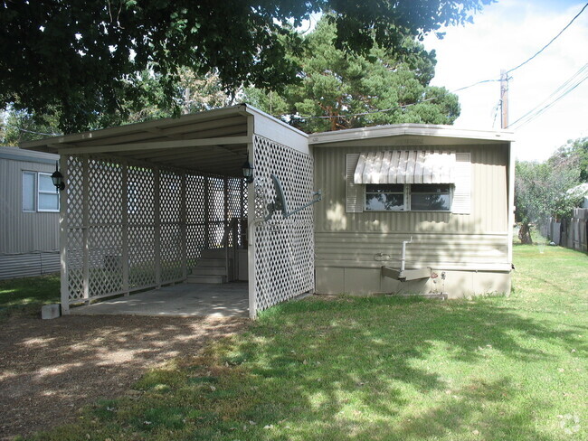 Building Photo - 2bed, 1bath mobile home - Kuna