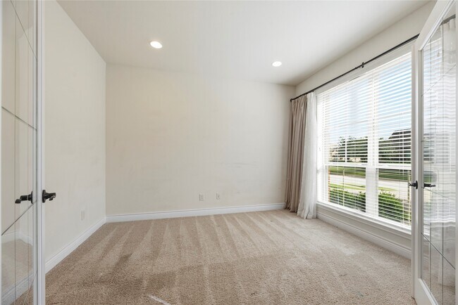 Photo - 20323 Mary Point Ln