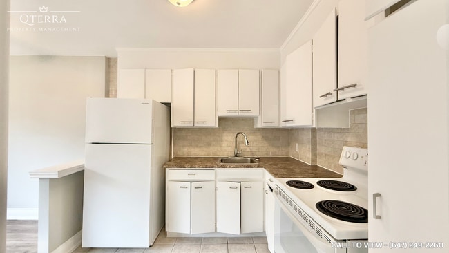 Photo - 6 Kings Point Dr Unit 8-6 Kings Point Dr, Etobi