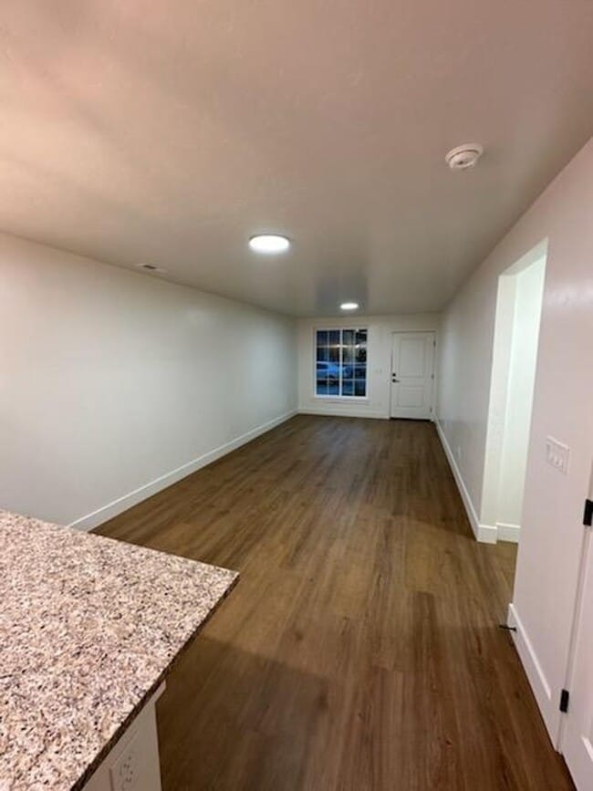 Photo - 3 bed, 2.5 bath PLUS a garage townhomes in Mountain Home - 11 minutes to AFB Unit 364