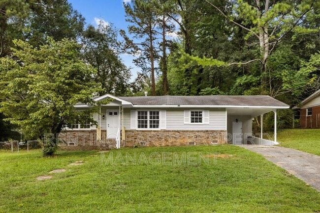 Photo - 2537 3rd St NE