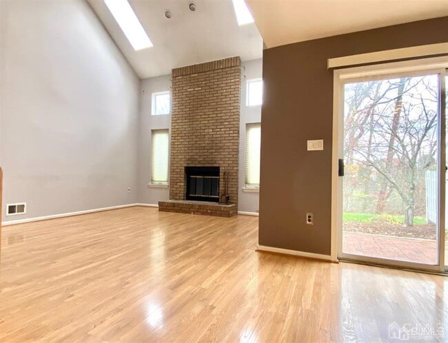104 Nathan Dr