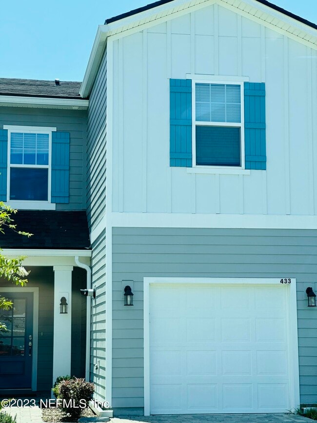 Photo - 433 Pine Bluff Dr