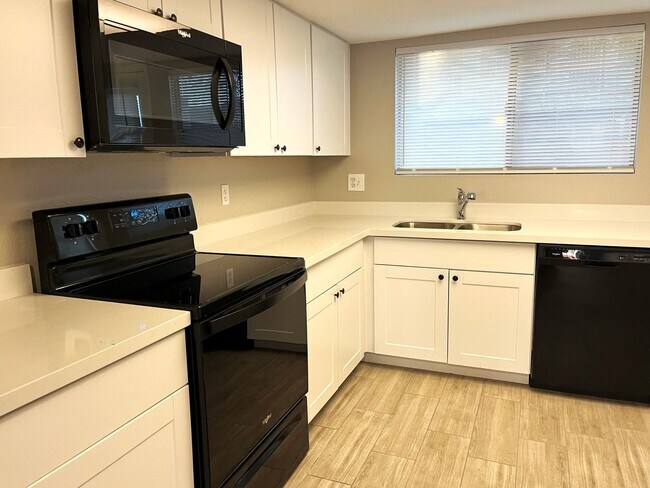 Photo - 3352 W Harmont Dr