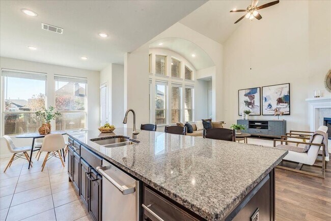 Photo - 1689 Cool Spring Way