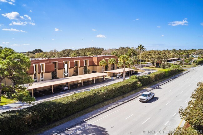 Photo - 5250 Woodland Lakes Dr Unit 130