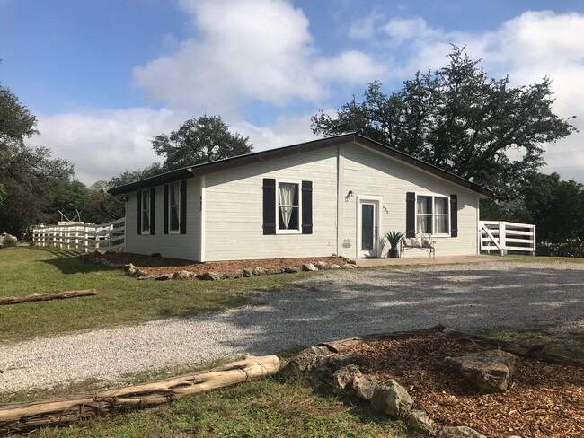 Building Photo - 605 Turkey Tree Rd Rental