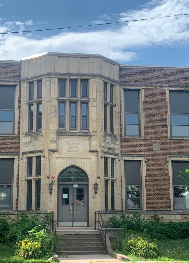 Building Photo - Central Square Unit 102