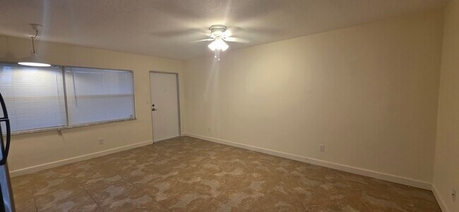 Photo - 224 6th Ave N Unidad # 11