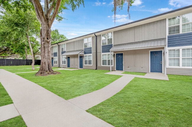 Photo - The Flats On Hampstead