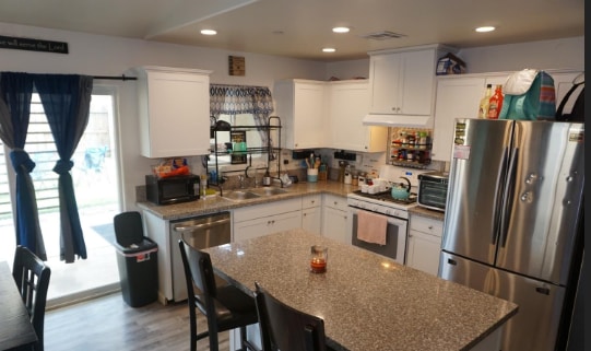 Photo - 2304 Hacienda Pl