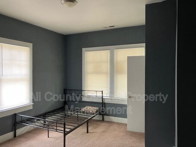 Photo - 506 15th St N