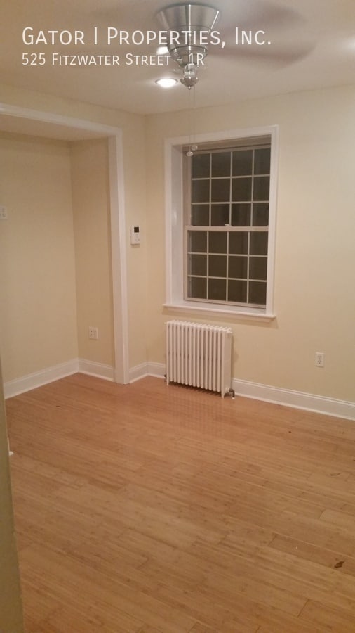 Photo - 525 Fitzwater St