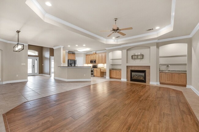 Photo - Luxury Living with Saltwater Pool, Florida Room & Generator