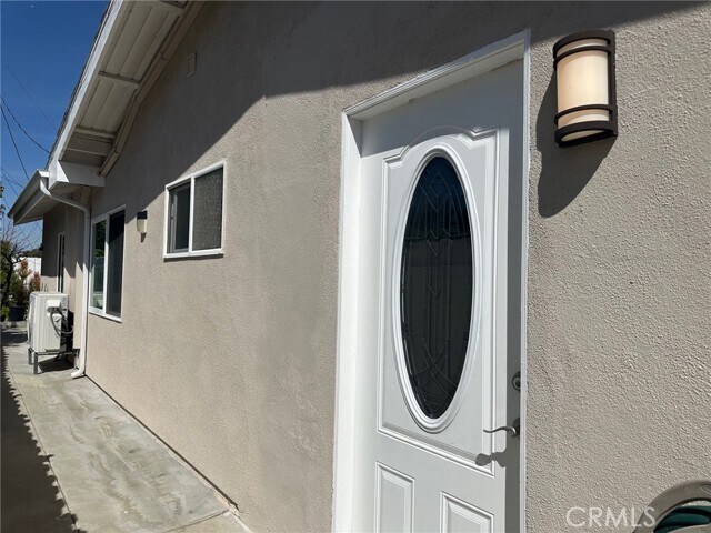 Photo - 23003 Brenford St