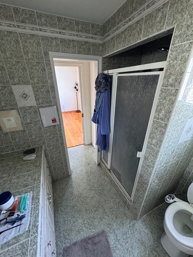 Photo - 4110 Prospect Ave Unidad Upstairs Bedroom #4
