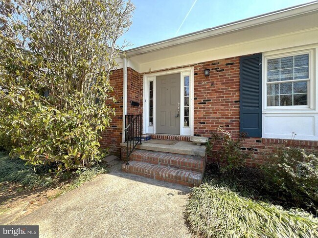 Photo - 1201 Allendale Rd