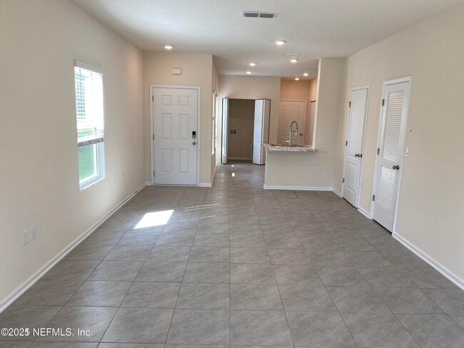 Photo - 7652 Legacy Trl