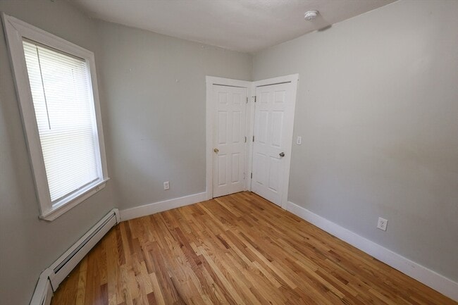 Photo - 275 Humboldt Ave Unit 2