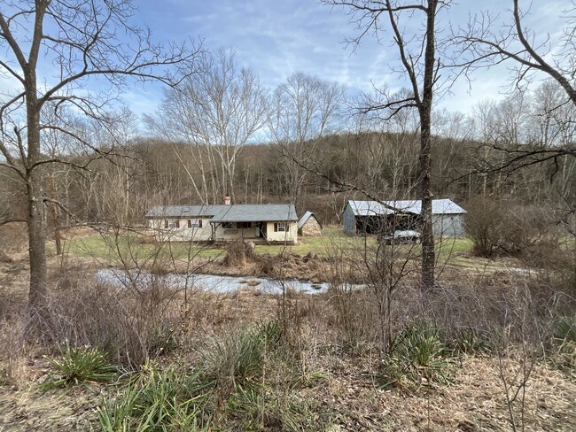 Building Photo - 13280 Big Cola Rd Rental