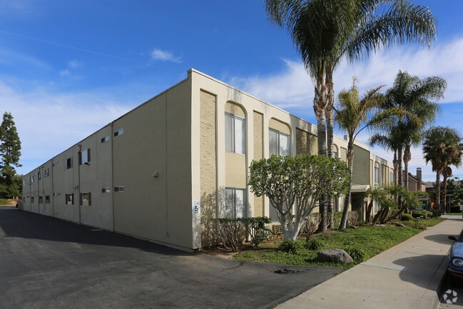 Palm Estates Apartments