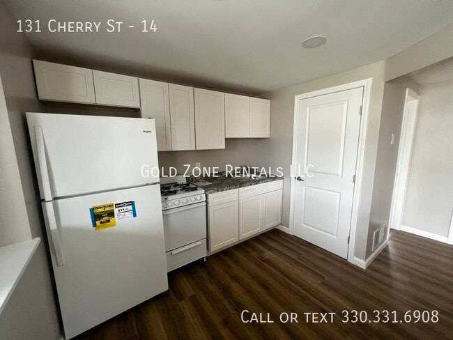 Photo - 131 Cherry St Unidad 14