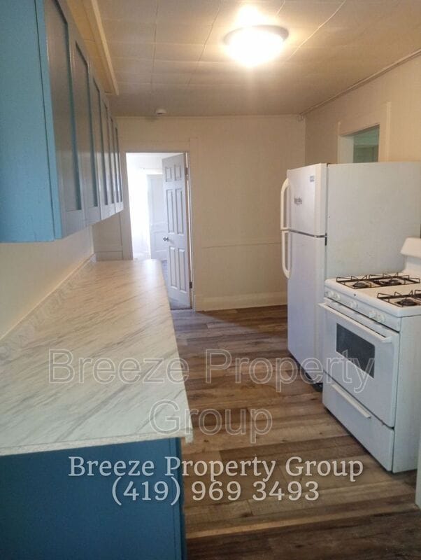 Photo - 228 Langdon St