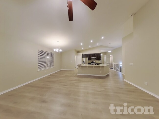 Photo - 6748 Lamine Dr