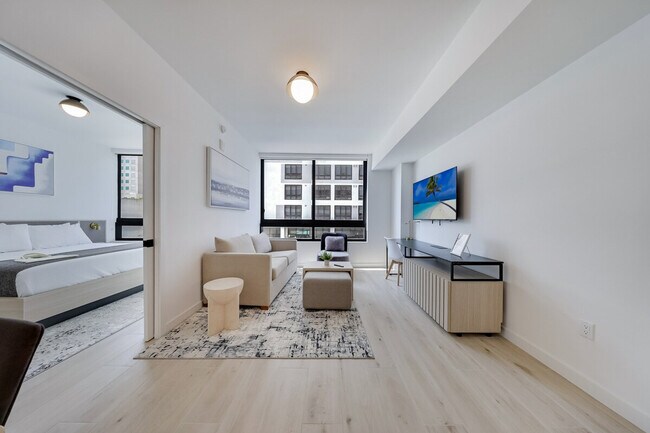 Photo - 36 NE 2nd St Unidad SI ID1507403P