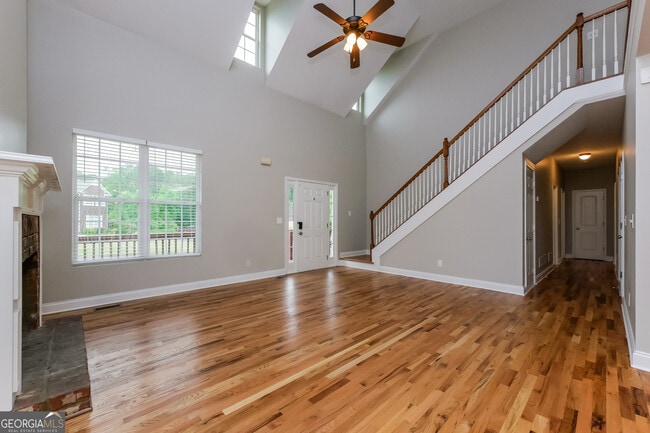 Photo - 136 Lawrence Dr