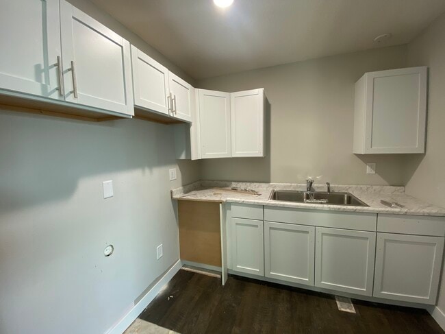 Photo - 710 2nd Ave N