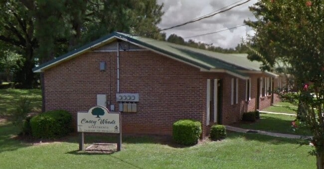 Photo - 307 Casey Woods St