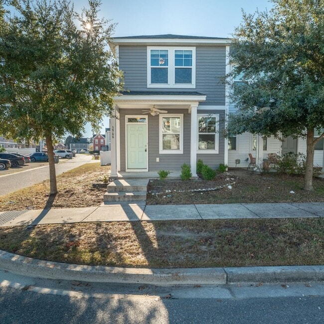 Photo - Peaceful Park Circle Retreat