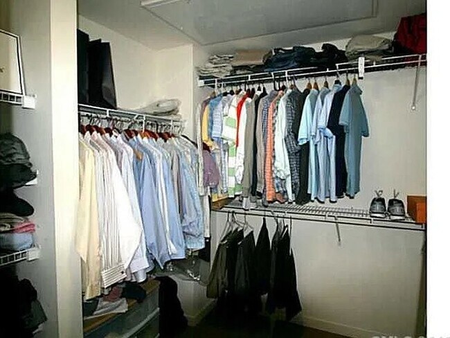 Photo - 2125 Southend Dr Unit 433