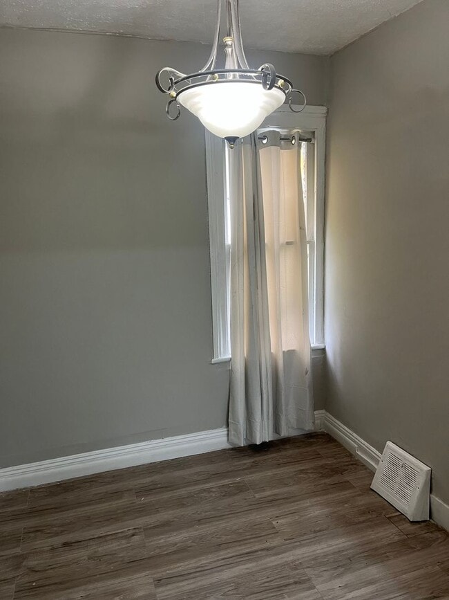 Photo - SECTION 8 and EDEN Accepted!! Spacious New...