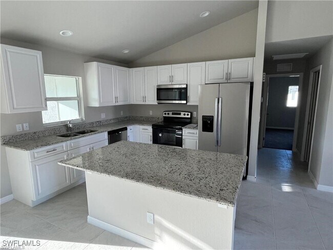 Photo - 4334 SW 9th Pl