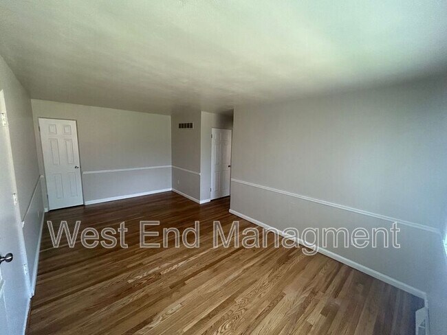 9011 Olive Blvd Unit 1d