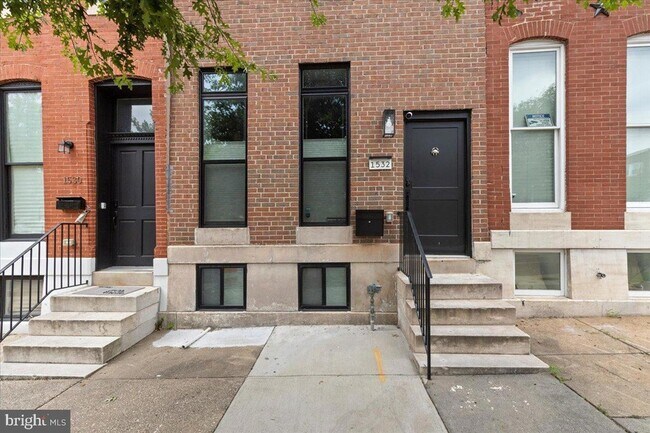 Photo - 1532 N Broadway
